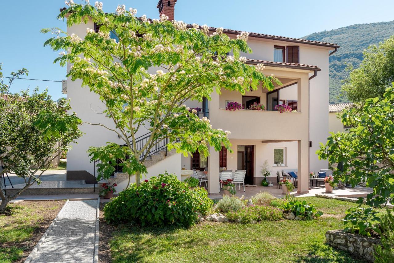 Apartmani Antonija Vozilici Экстерьер фото