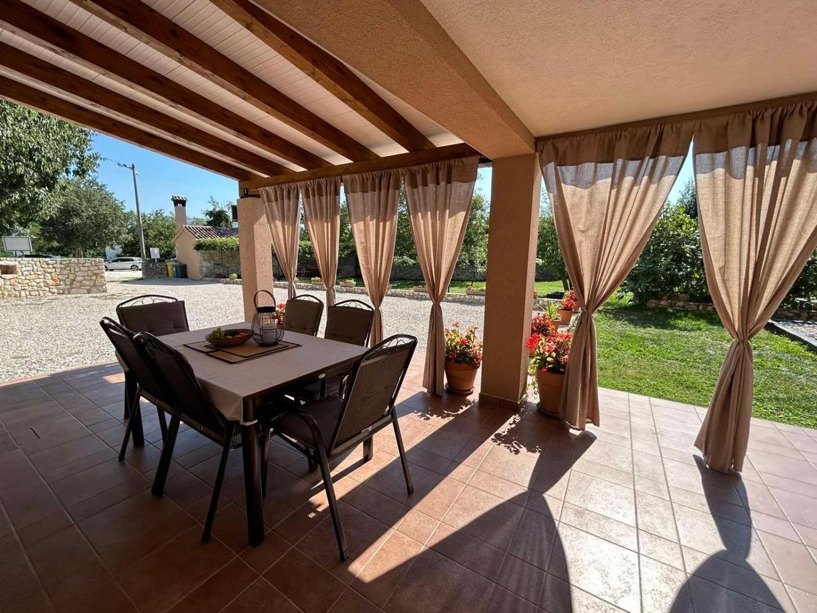 Apartmani Antonija Vozilici Экстерьер фото